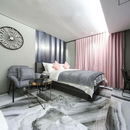 The Post Hotel Seoul Exterior photo
