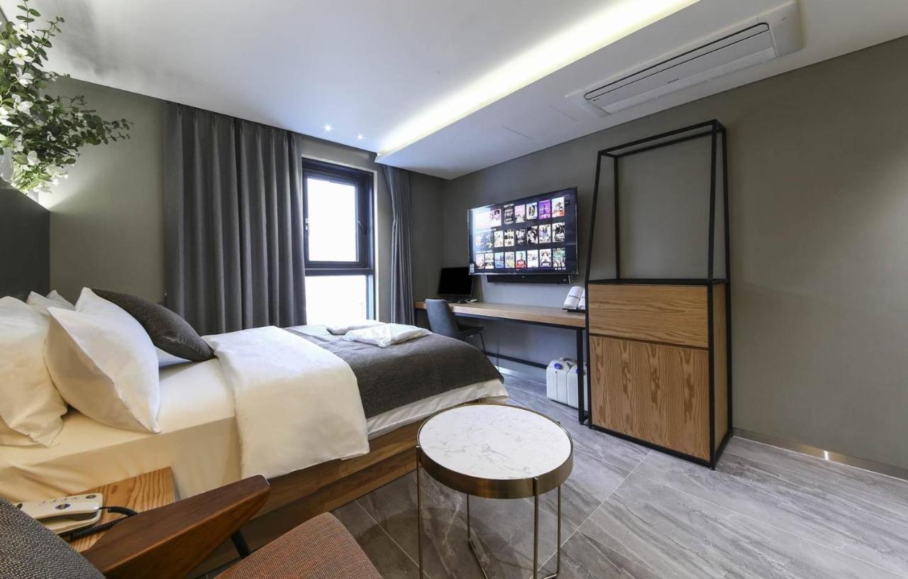 The Post Hotel Seoul Exterior photo