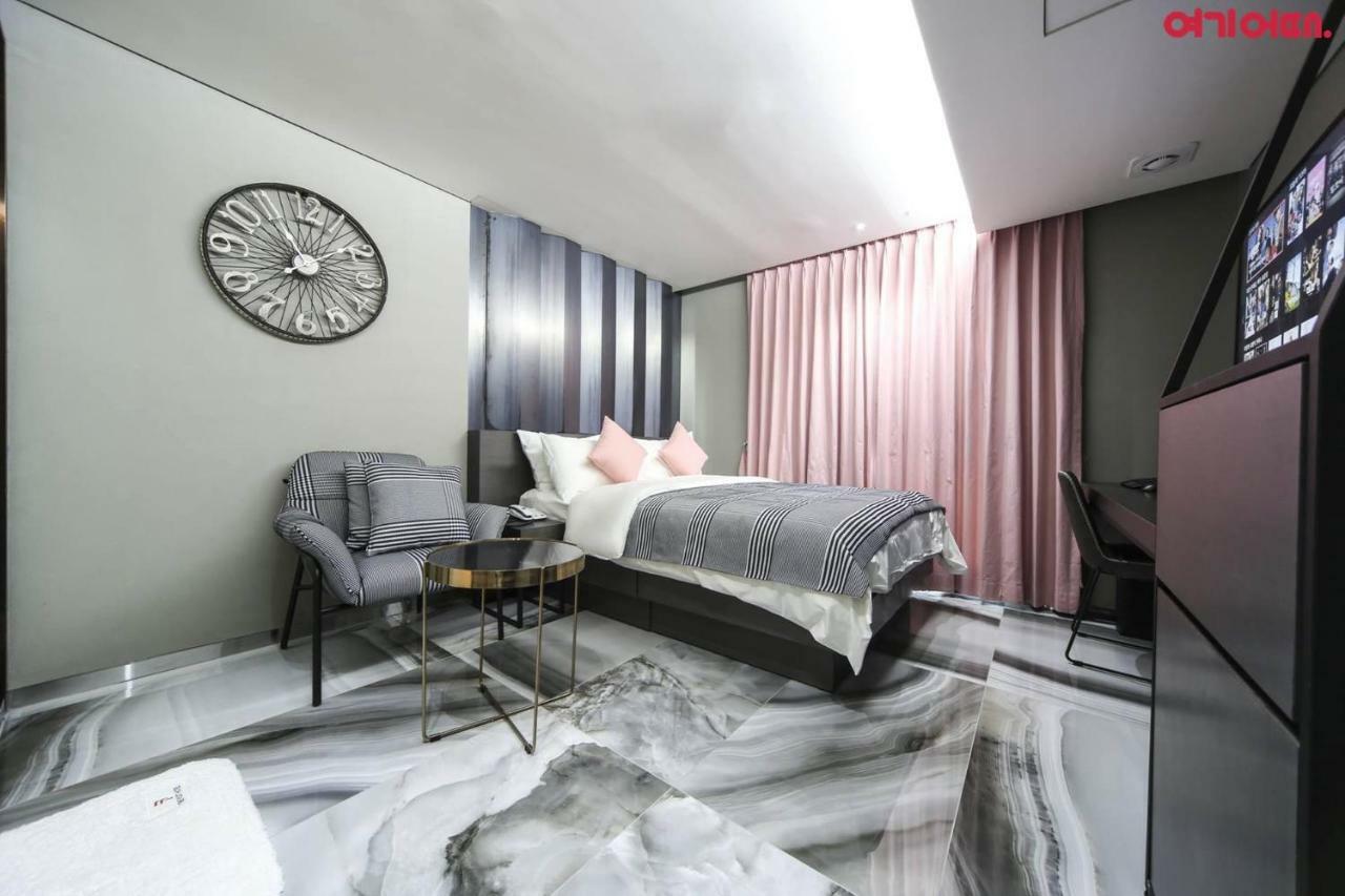 The Post Hotel Seoul Exterior photo